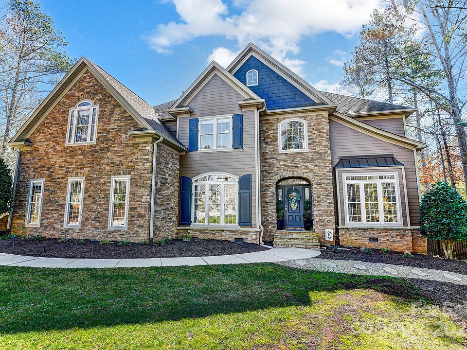 1st image of 144 Tea Olive Ln