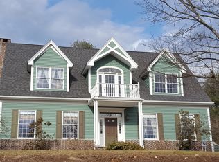 3 Hillside Ter, Ware, MA 01082