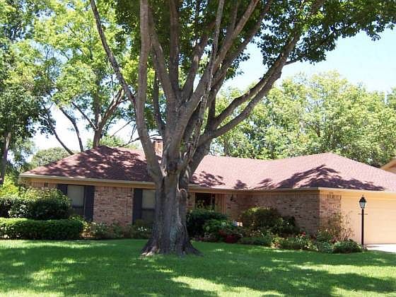 1st image of 108 Marina Dr