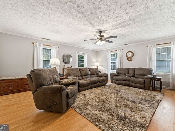 5th image of 4076 Burnt Hickory Rd NW