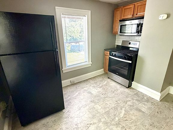 2nd image of 503 N State St #11576763