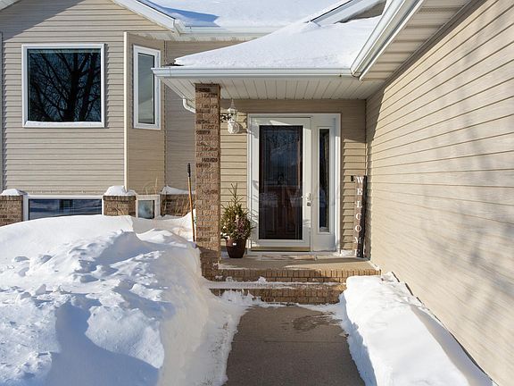 2nd image of 4721 Crystal Creek Dr