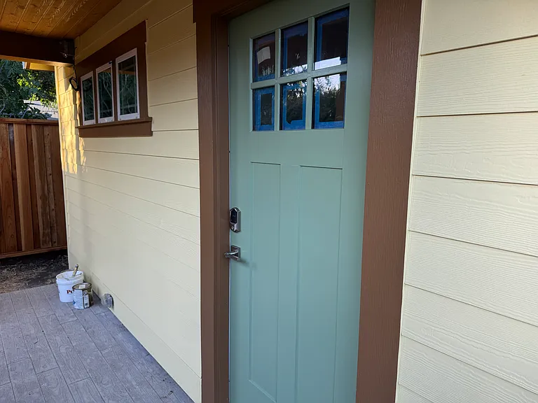 2331 Fairfield Ave #B — Photo 3