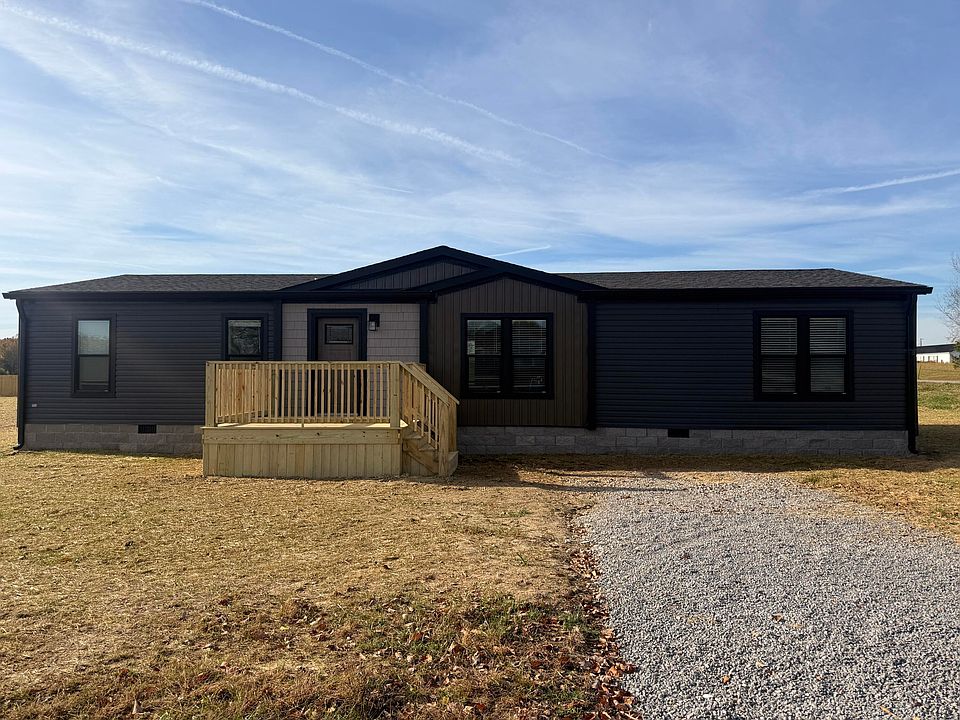1st image of 3676 Finley Ridge Rd