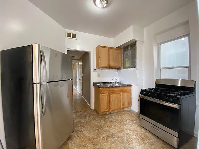 3654 W North Ave #2E — Photo 4