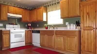 2nd image of 22920 Redwood Dr