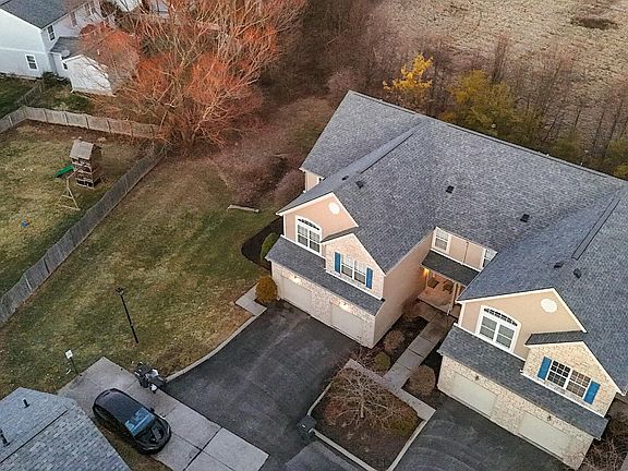 2nd image of 2670 Village Pier Ln