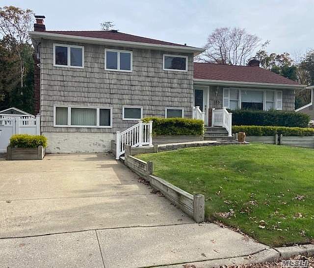 1st image of 155 East Dr