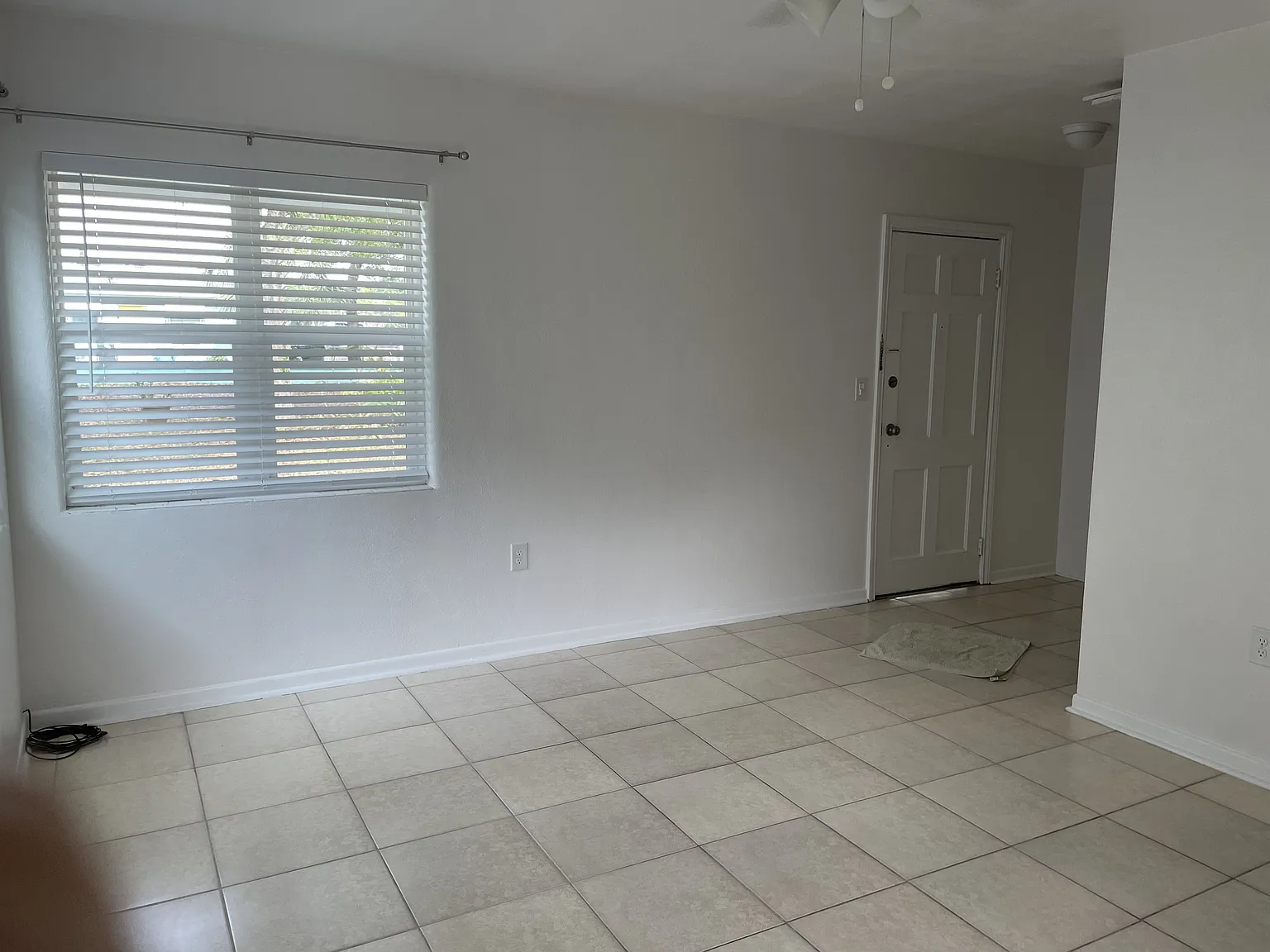 Studio, 450 sqft, $1,290 — Photo 3