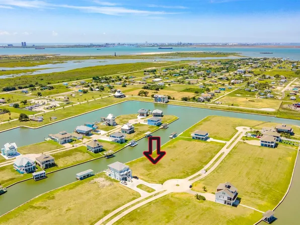 1912 Laguna Harbor Estate Blvd, Port Bolivar, TX 77650