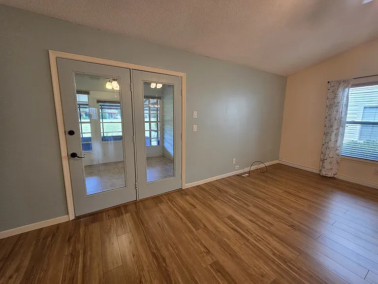 Welcome to the bonus sunroom