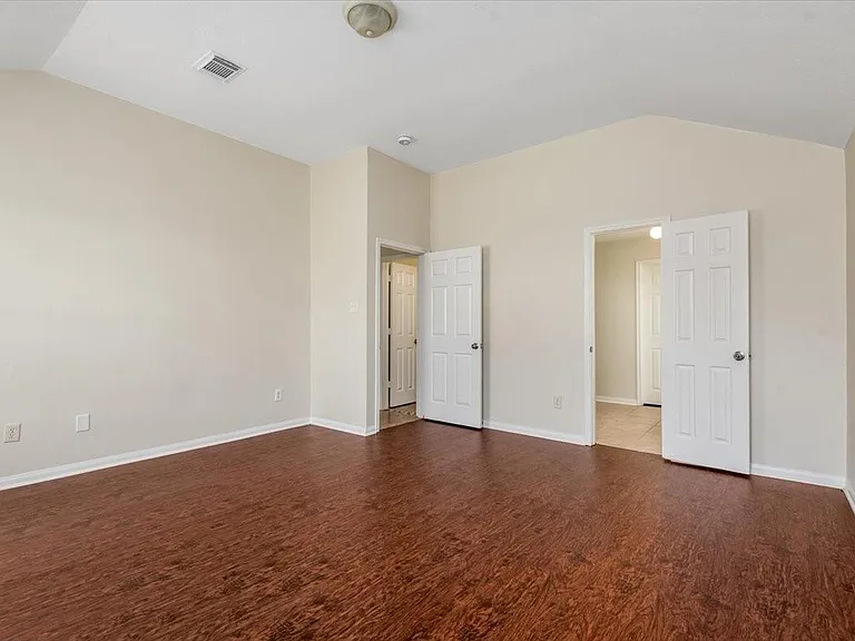 6023 Barany Ct — Photo 33