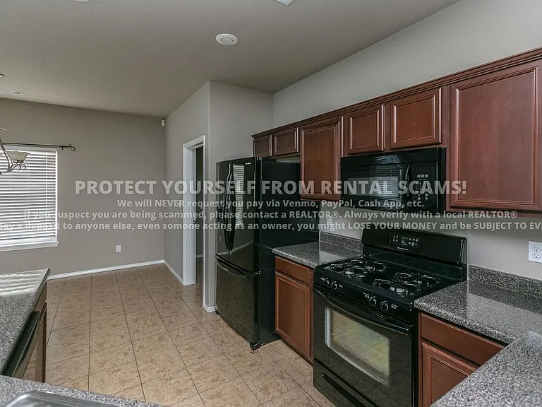 4400 W Serviceberry Dr — Photo 5