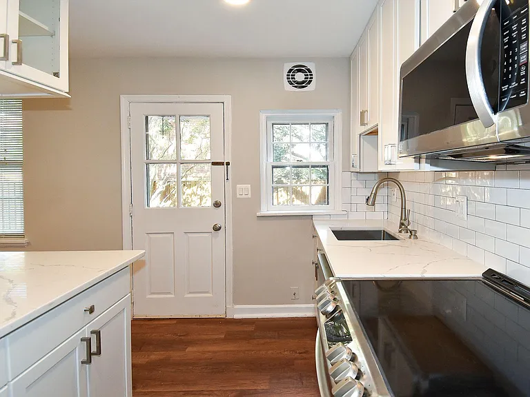 3402 S Stafford St — Photo 13