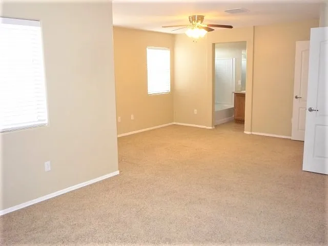 989 E Stronghold Canyon Ln — Photo 8