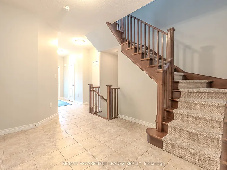 441 Stonehenge Dr #8 — Photo 14