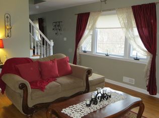 138 Rafkind Rd, Bloomingdale, NJ 07403