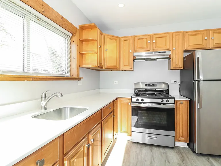 927916_022_kitchen_13376031.jpg