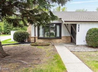 4606 Belmont Rd, Grand Forks, ND 58201