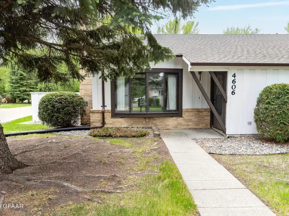 4606 Belmont Rd, Grand Forks, ND 58201