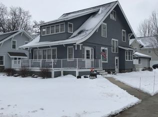 901 Main Ave, Clear Lake, IA 50428