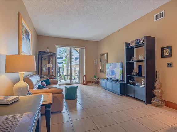 2nd image of 520 SE 5th Avenue #3104