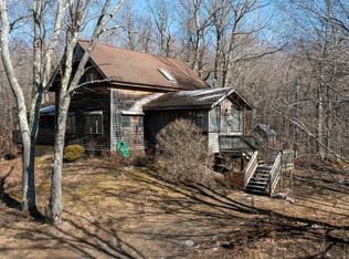 101 Old Rd, Cropseyville, NY 12052