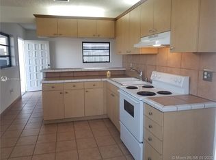 3904 SW 88th Ct, Miami, FL 33165