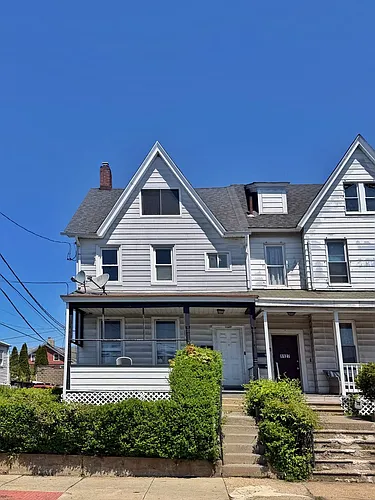 1129 Butler St Photo 1
