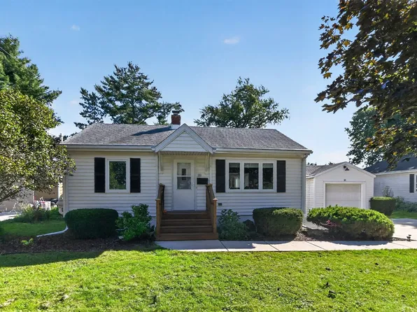 211 N Shuman St, Verona, WI 53593