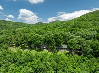 920 Hurricane Rd, Keene, NY 12942