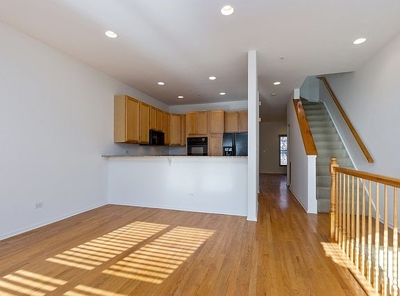 3rd image of 59 W 15th St APT C