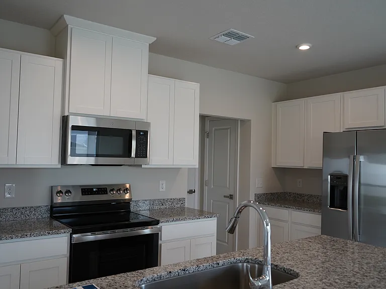 2748 Ginger Ln — Photo 12