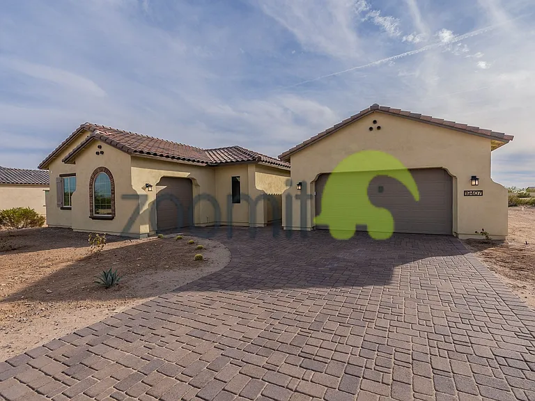 19407 W Seldon Ln — Photo 1