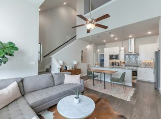 1044 Manacor Ln, Dallas, TX 75212