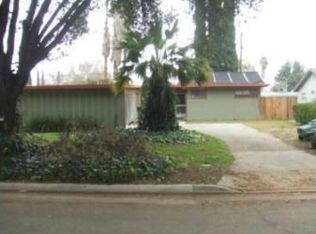 4305 Canterbury Rd, Riverside, CA 92504