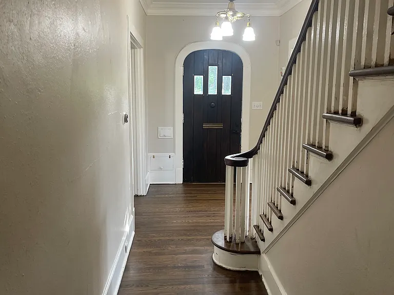 1124 N Spring St — Photo 27