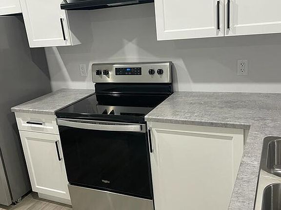 5th image of 3124 169th St SW