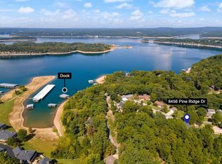 8456 Pine Ridge Dr, Rogers, AR 72756