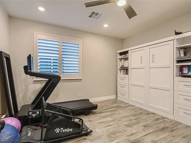 4631 Amazing View St — Photo 9