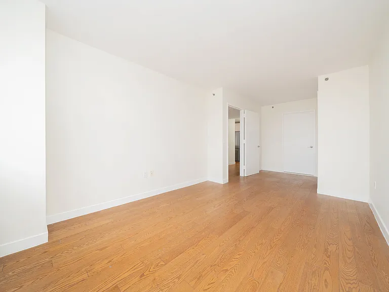 75-25 153rd St #1103 — Photo 11