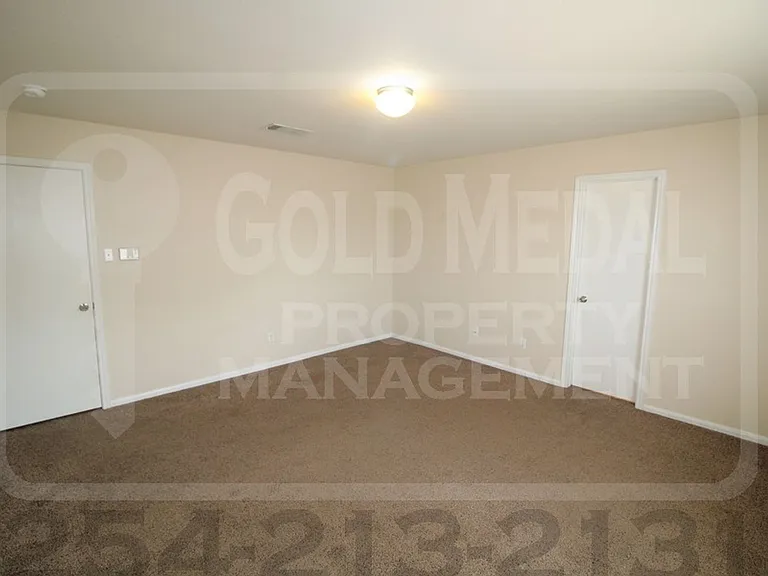 505 Perseus Dr — Photo 23