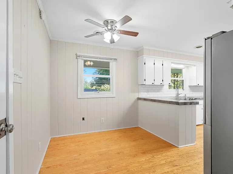 4850 Ellen Ave — Photo 23