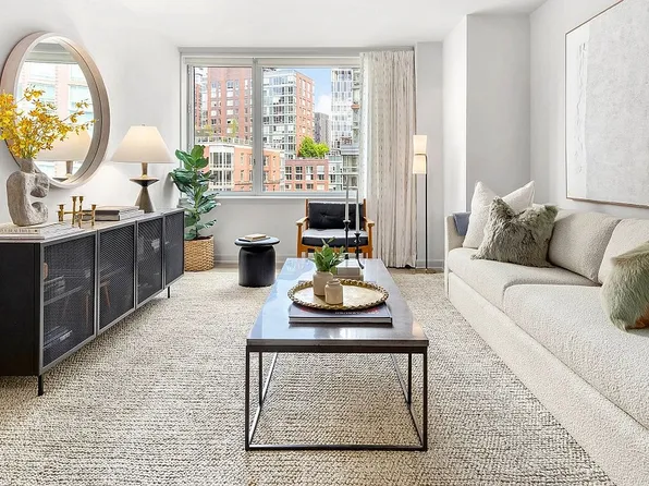 20 River Ter APT 4C, New York, NY 10282
