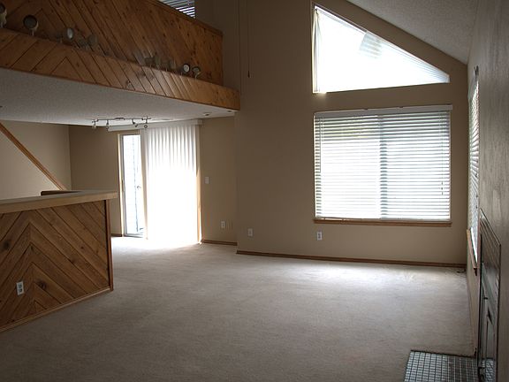 4th image of 8500 E Jefferson Ave APT 16D
