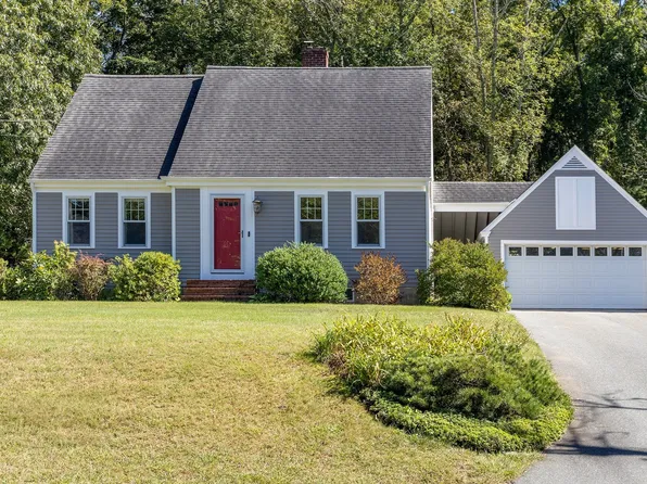 22 Forge Rd, Assonet, MA 02702