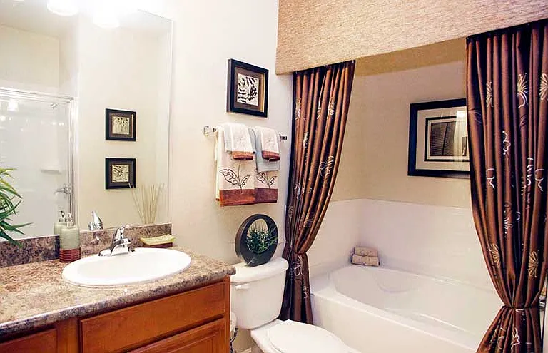 Polo Glen Apartment Homes — Photo 34