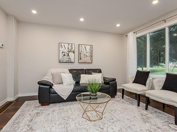 3rd image of 185 Cedarvale Cres #A