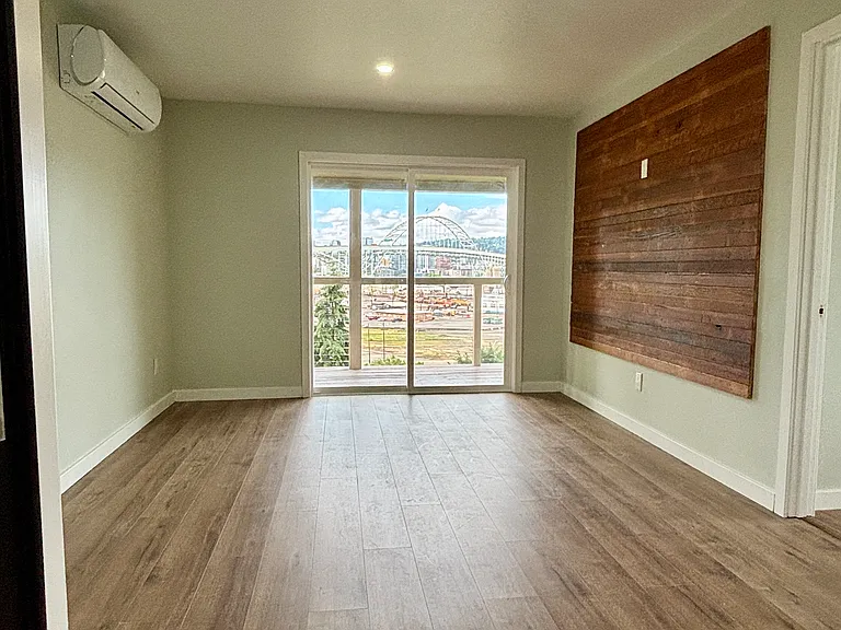 3265 N Interstate Ave #2 — Photo 7