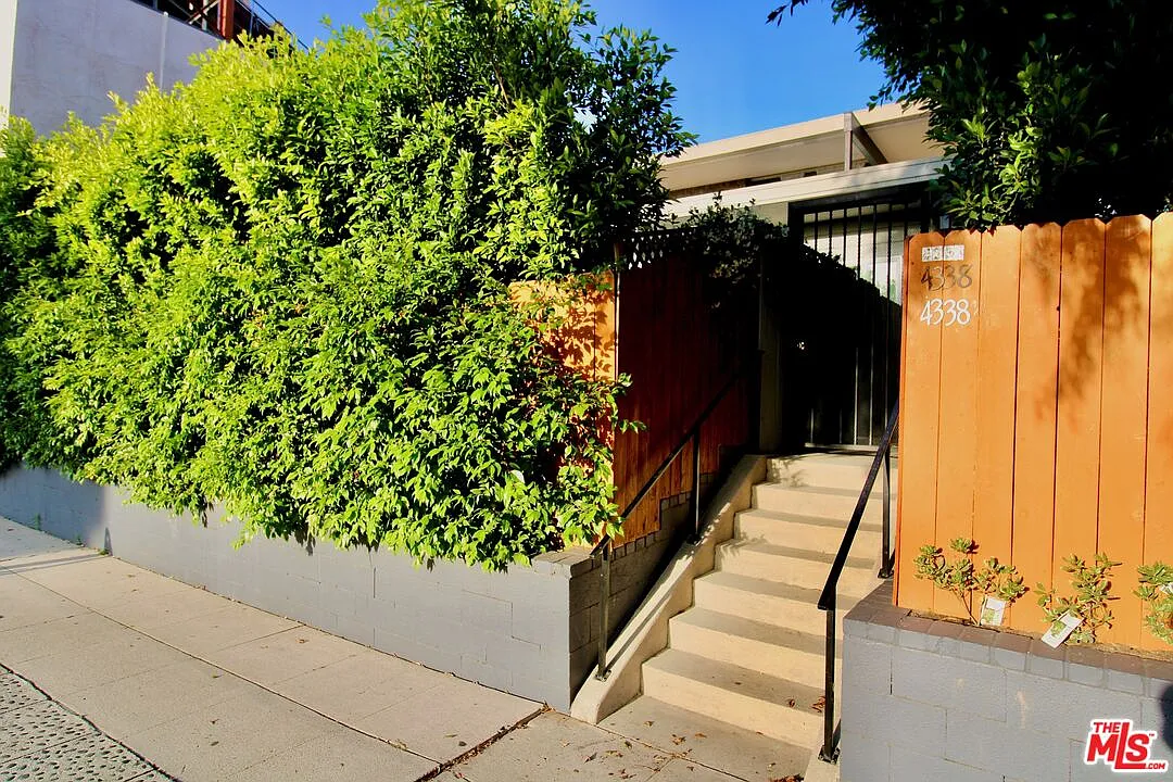 1 bed, 1.0 bath, 600 sqft, $2,950 — Photo 2